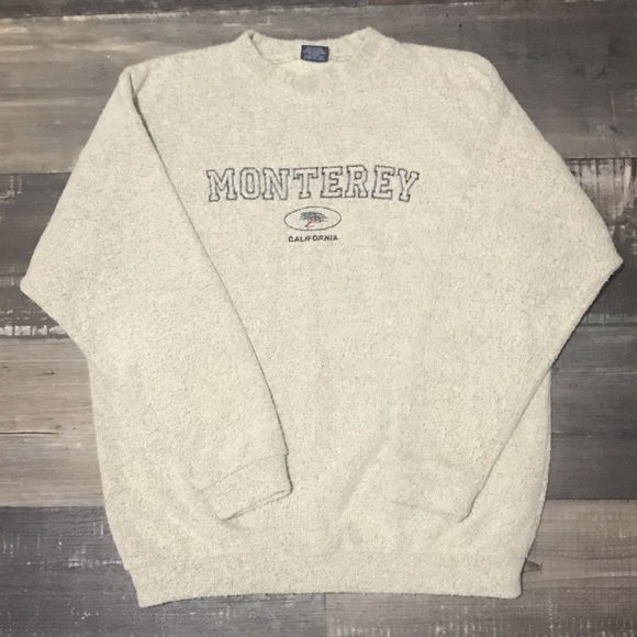 Hanes Tops - Vintage Monterey California sweatshirt